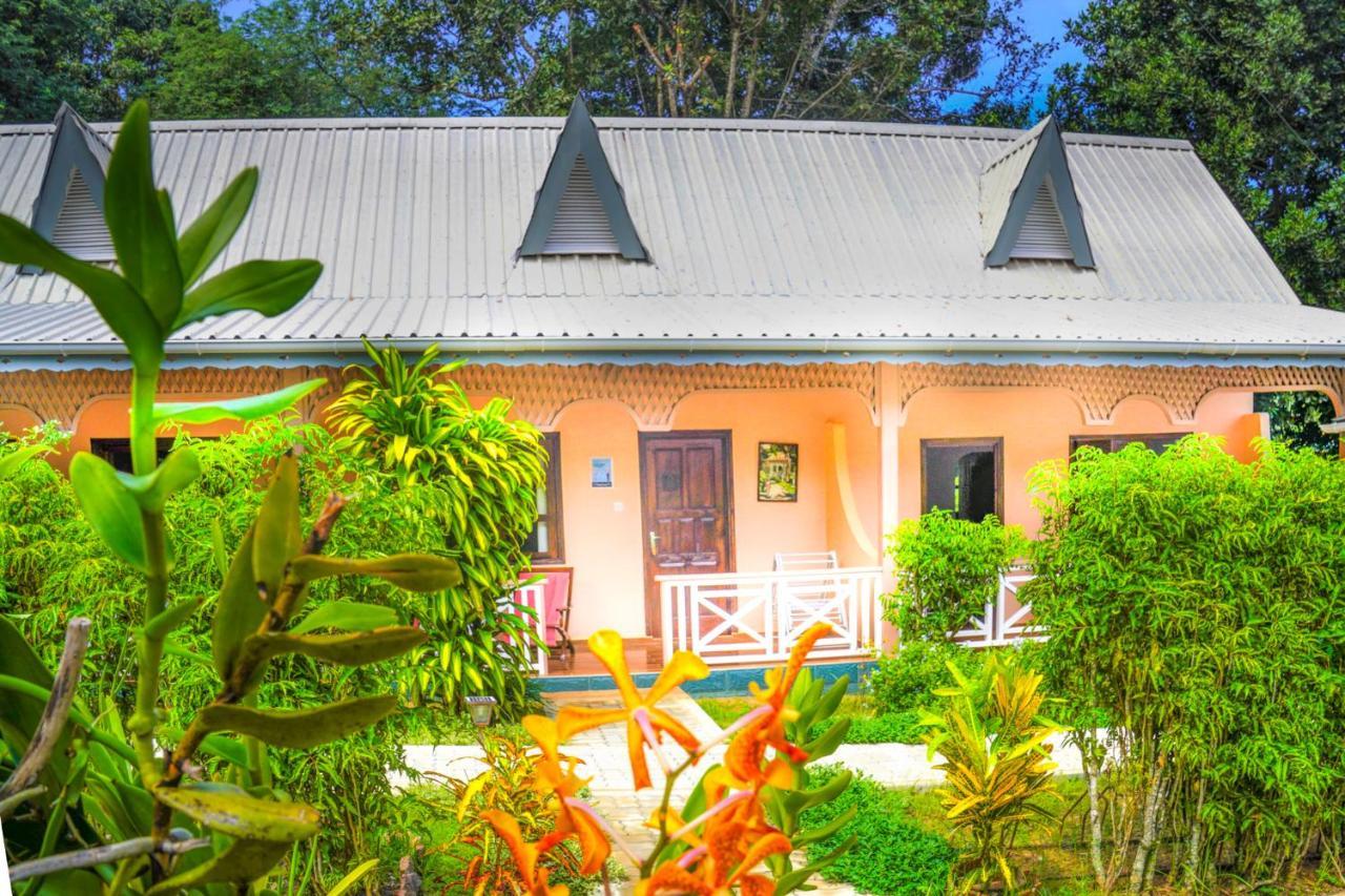 Bernique Guesthouse La Digue Exterior photo