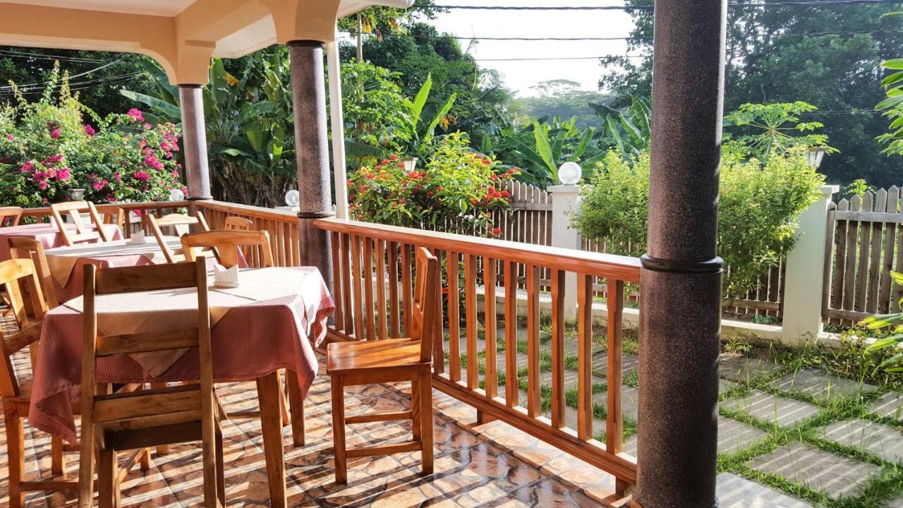 Bernique Guesthouse La Digue Exterior photo