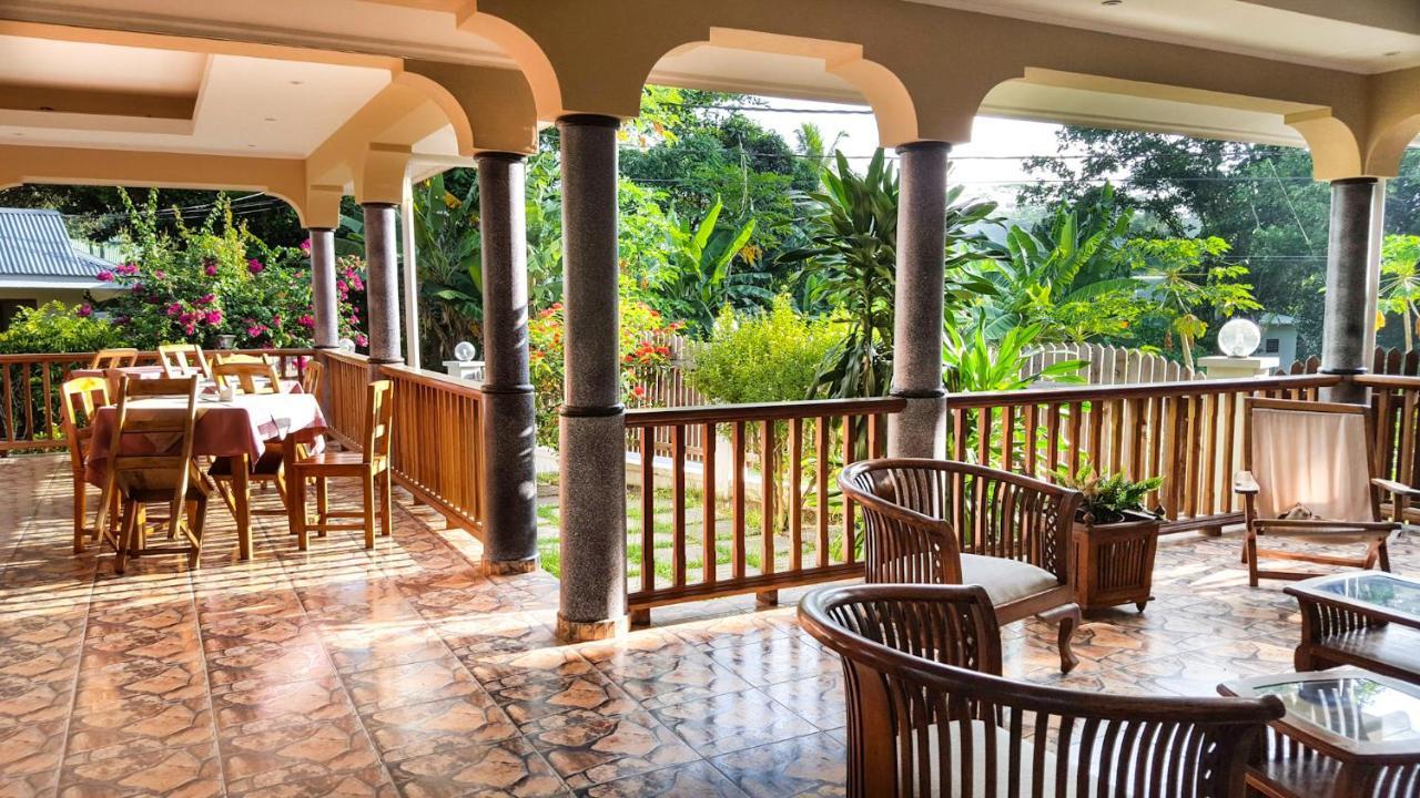 Bernique Guesthouse La Digue Exterior photo