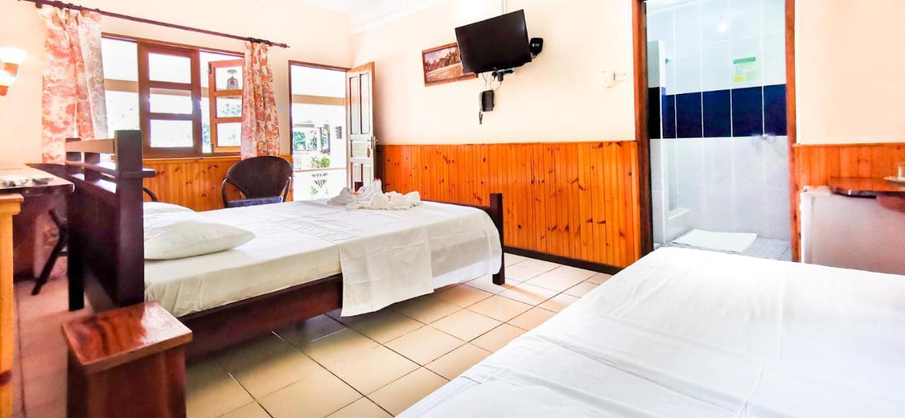 Bernique Guesthouse La Digue Exterior photo